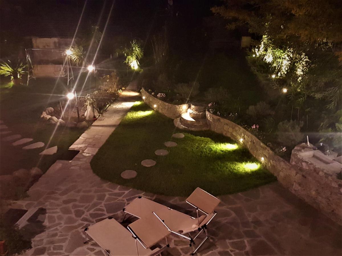 Casa Vacanze Family Альбисола-Супериоре Экстерьер фото