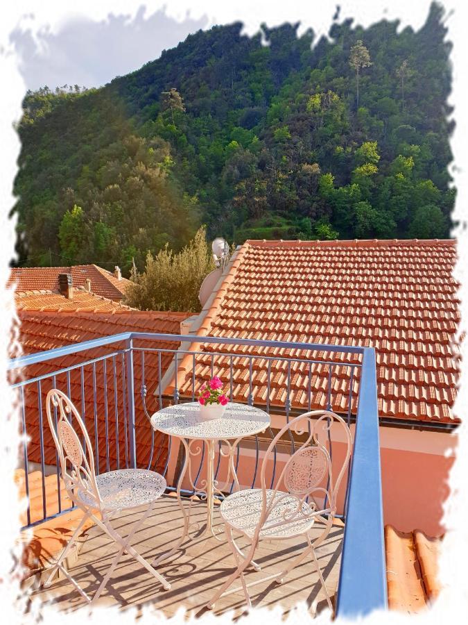 Casa Vacanze Family Альбисола-Супериоре Экстерьер фото