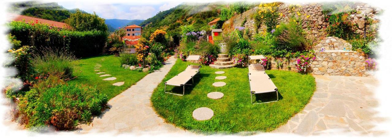Casa Vacanze Family Альбисола-Супериоре Экстерьер фото